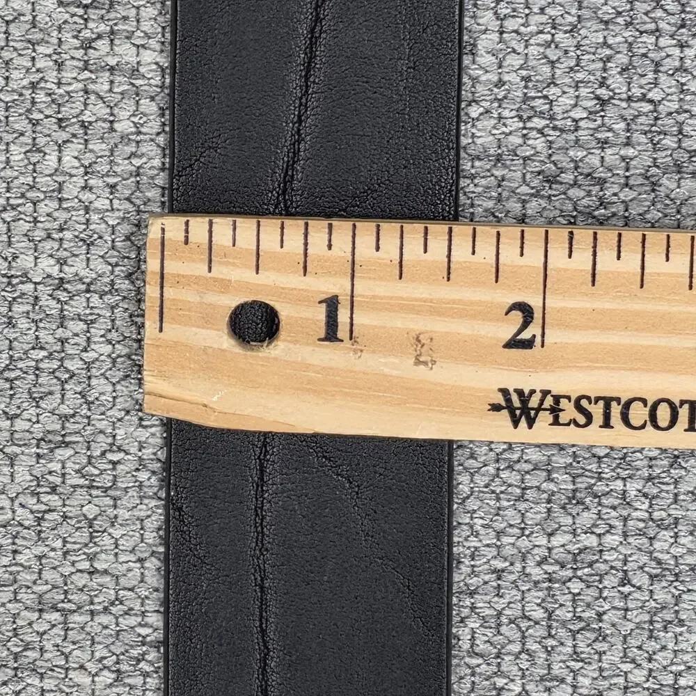GAP 1969 GENUINE TEXTURED BLACK LEATHER BELT – SIZE S 30-34 – SOLID BRASS BUCKLE